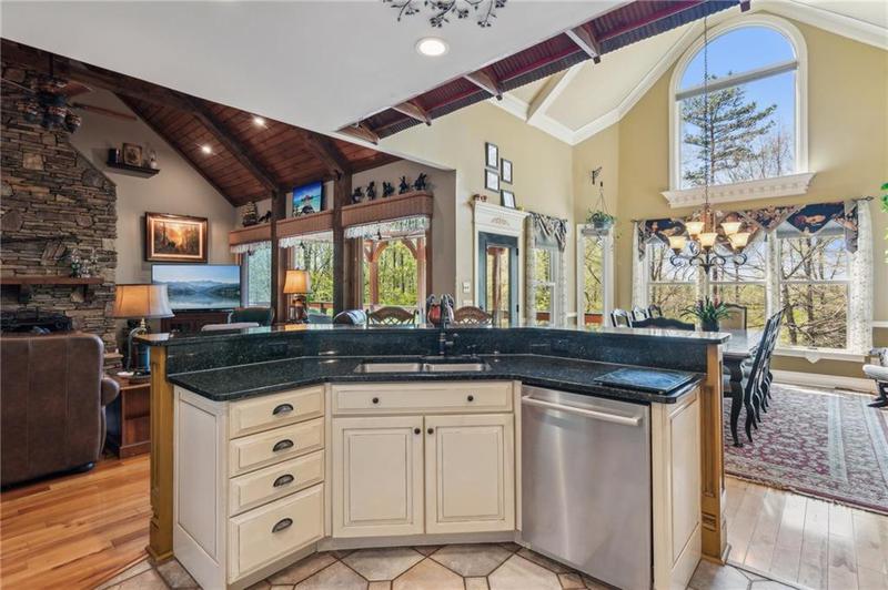 Image for property 974 Cowart Mountain Road, Jasper, GA 30143