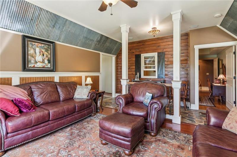 Image for property 974 Cowart Mountain Road, Jasper, GA 30143