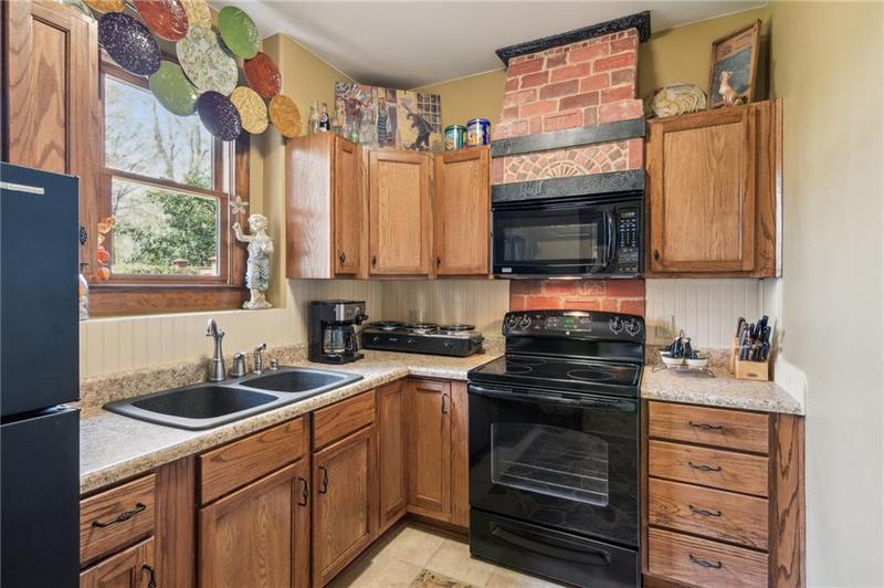 Image for property 974 Cowart Mountain Road, Jasper, GA 30143