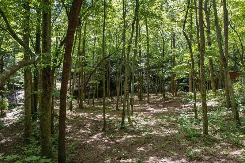 Image for property 430 Sassafras Mountain Laurel Lane, Jasper, GA 30143