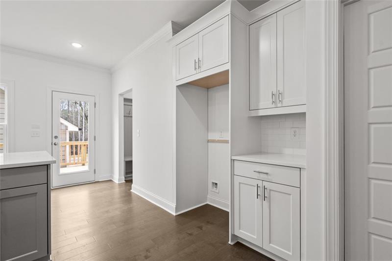 Image for property 319 Summerville Lane, Athens, GA 30606
