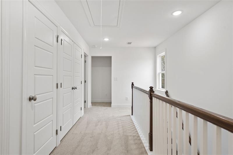 Image for property 319 Summerville Lane, Athens, GA 30606