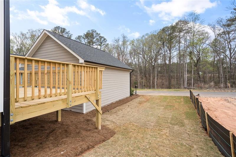 Image for property 319 Summerville Lane, Athens, GA 30606