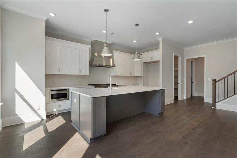 Image for property 912 Sunny Meadows Lane, Marietta, GA 30062