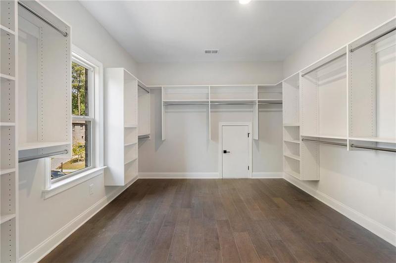 Image for property 912 Sunny Meadows Lane, Marietta, GA 30062