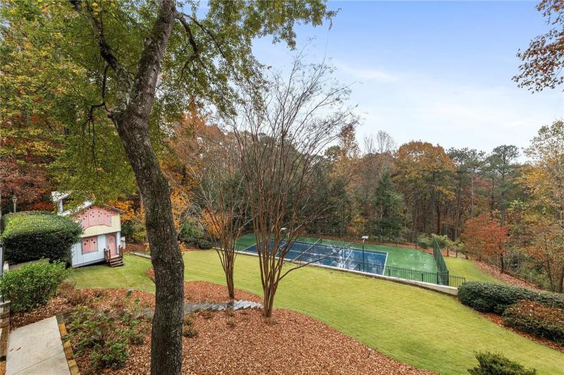Image for property 1370 Indian Trail, Sandy Springs, GA 30327
