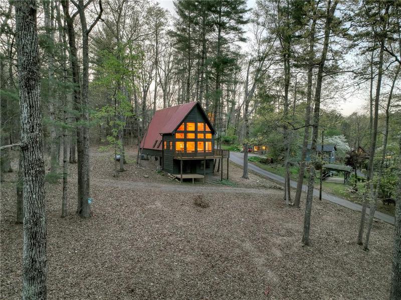 Image for property 61 Woodstock Drive, Blue Ridge, GA 30513