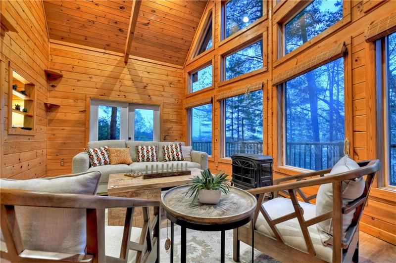 Image for property 61 Woodstock Drive, Blue Ridge, GA 30513