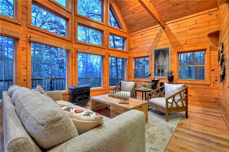 Image for property 61 Woodstock Drive, Blue Ridge, GA 30513