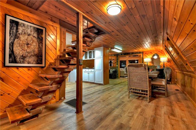 Image for property 61 Woodstock Drive, Blue Ridge, GA 30513