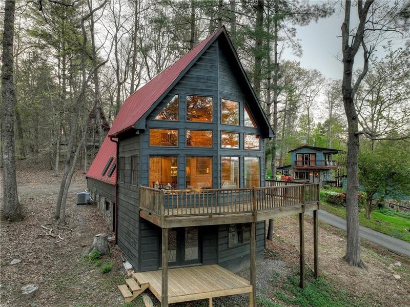 Image for property 61 Woodstock Drive, Blue Ridge, GA 30513