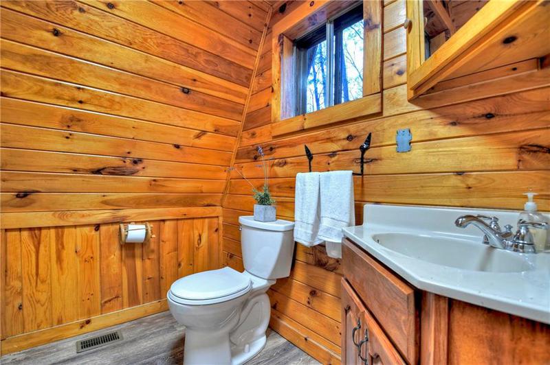 Image for property 61 Woodstock Drive, Blue Ridge, GA 30513