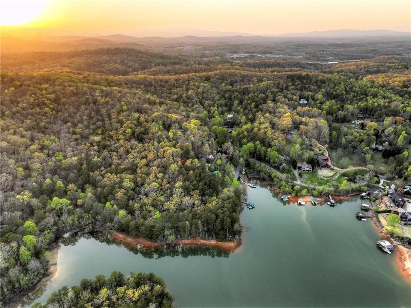 Image for property 61 Woodstock Drive, Blue Ridge, GA 30513