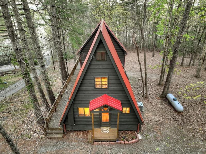 Image for property 61 Woodstock Drive, Blue Ridge, GA 30513