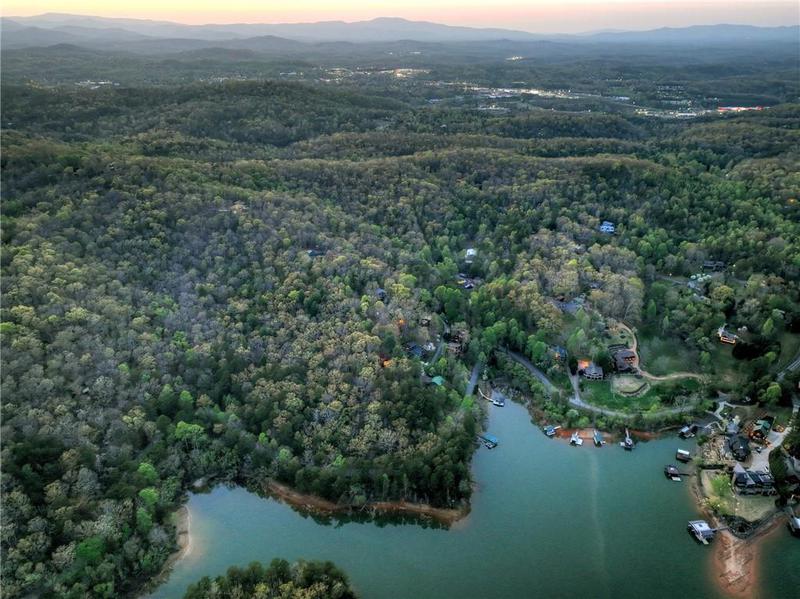 Image for property 61 Woodstock Drive, Blue Ridge, GA 30513