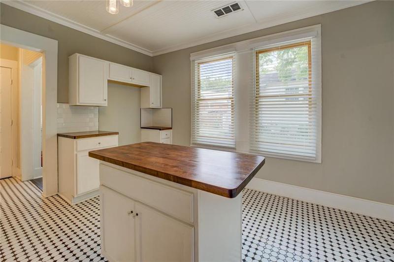 Image for property 31 Broad Street, Porterdale, GA 30014