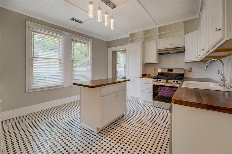 Image for property 31 Broad Street, Porterdale, GA 30014