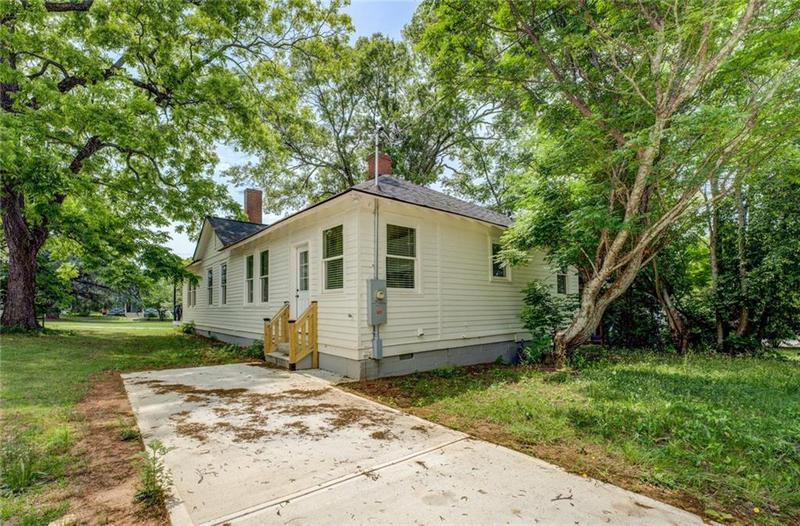 Image for property 31 Broad Street, Porterdale, GA 30014