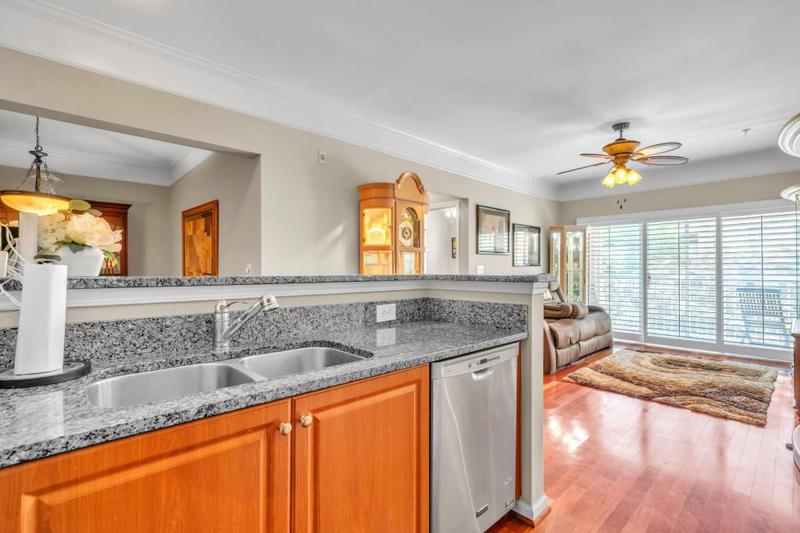 Image for property 10 Perimeter Summit Boulevard 4208, Brookhaven, GA 30319