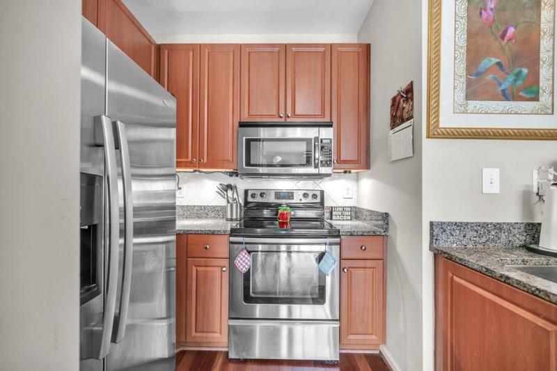 Image for property 10 Perimeter Summit Boulevard 4208, Brookhaven, GA 30319