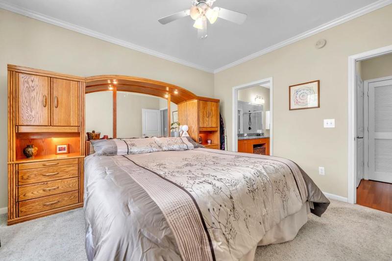 Image for property 10 Perimeter Summit Boulevard 4208, Brookhaven, GA 30319