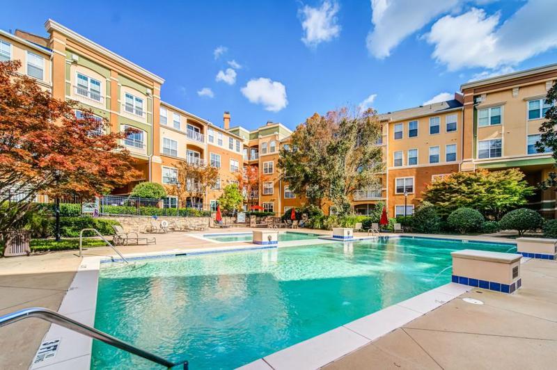 Image for property 10 Perimeter Summit Boulevard 4208, Brookhaven, GA 30319