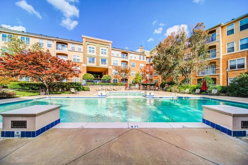 Image for property 10 Perimeter Summit Boulevard 4208, Brookhaven, GA 30319