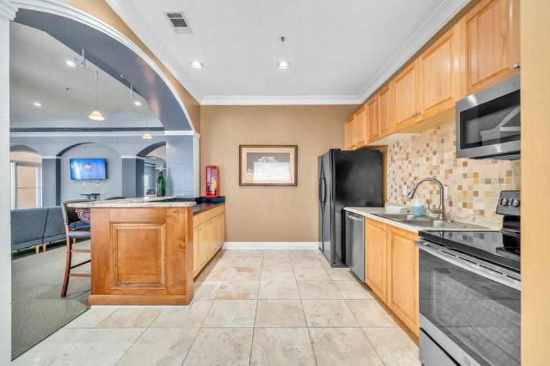 Image for property 10 Perimeter Summit Boulevard 4208, Brookhaven, GA 30319