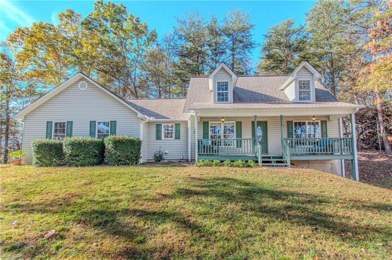 Image for property 32 Muscogee Drive, Ellijay, GA 30540