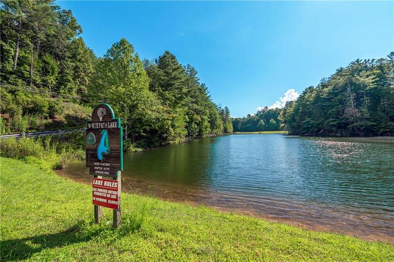Image for property 32 Muscogee Drive, Ellijay, GA 30540