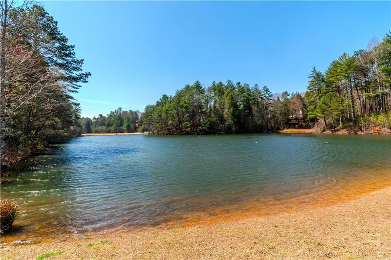 Image for property 32 Muscogee Drive, Ellijay, GA 30540
