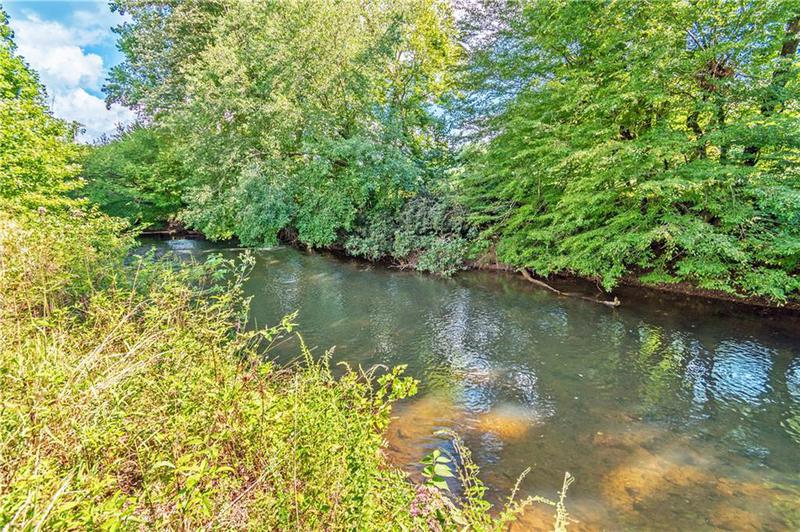 Image for property 32 Muscogee Drive, Ellijay, GA 30540
