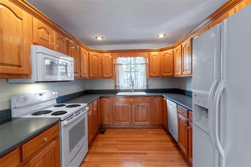 Image for property 32 Muscogee Drive, Ellijay, GA 30540
