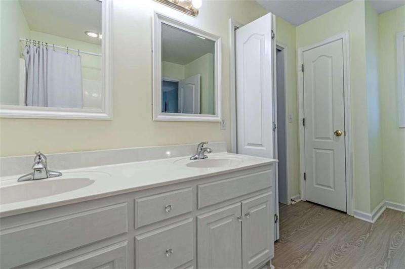 Image for property 32 Muscogee Drive, Ellijay, GA 30540