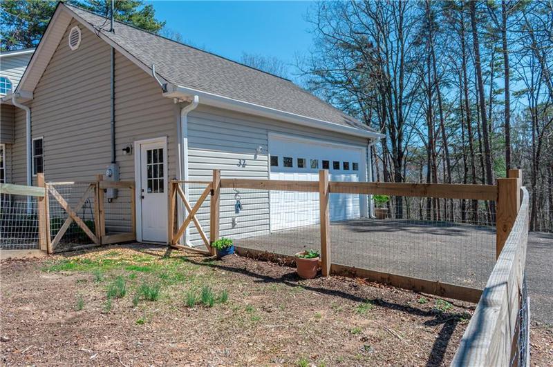 Image for property 32 Muscogee Drive, Ellijay, GA 30540