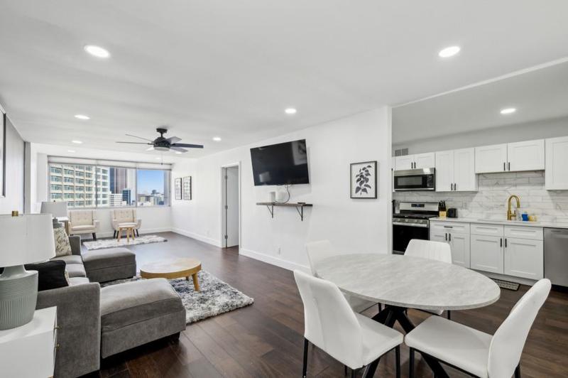 Image for property 215 Piedmont Avenue 2201, Atlanta, GA 30308