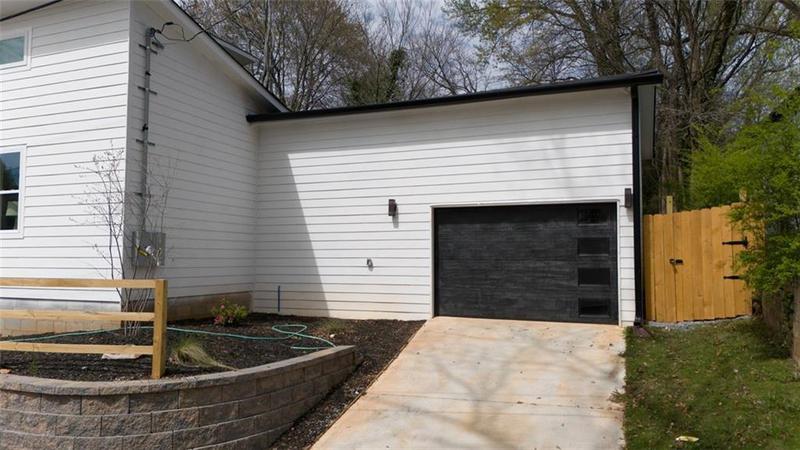 Image for property 984 Mcdaniel Street, Atlanta, GA 30310