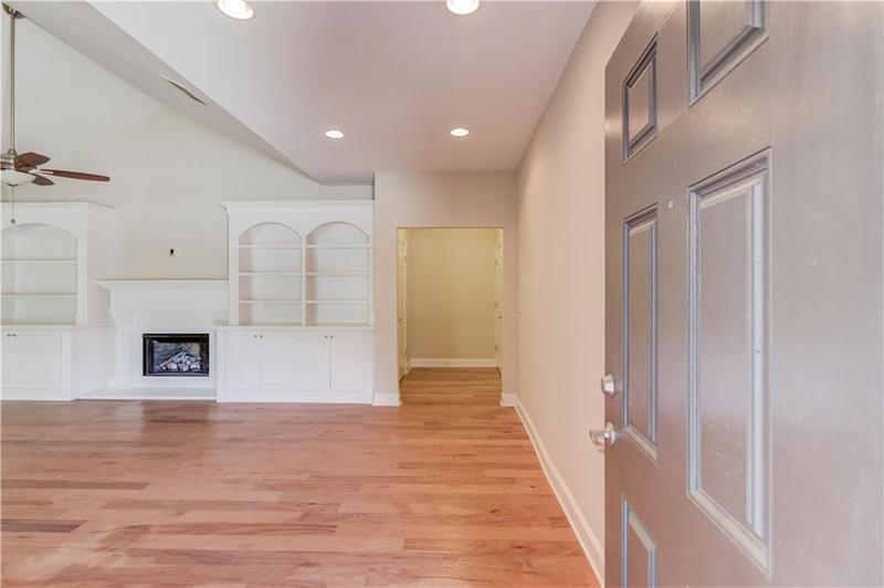 Image for property 4321 Lanier Ridge Walk 1704, Cumming, GA 30041