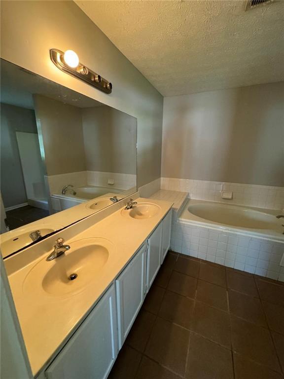 Image for property 5129 Oaktree Trail, Lithonia, GA 30038