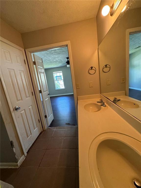 Image for property 5129 Oaktree Trail, Lithonia, GA 30038