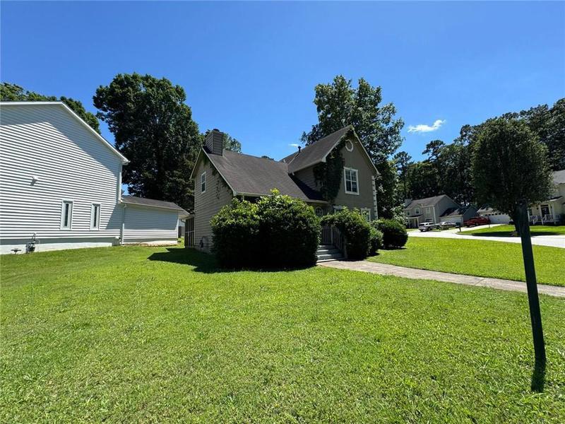 Image for property 5129 Oaktree Trail, Lithonia, GA 30038