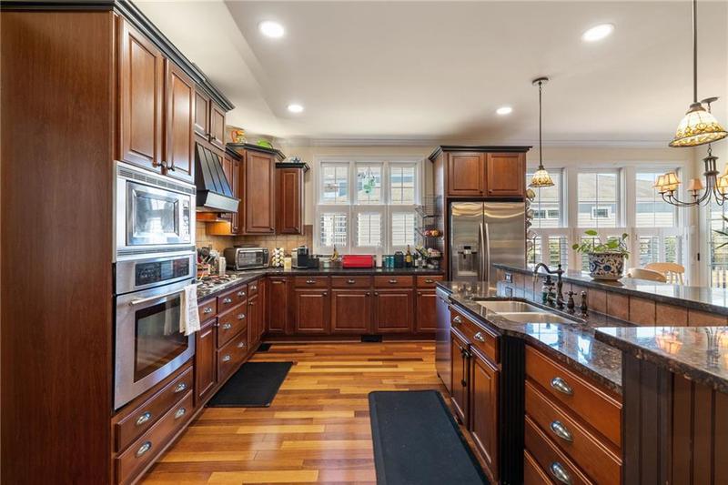 Image for property 4068 Andover Circle, Mcdonough, GA 30252