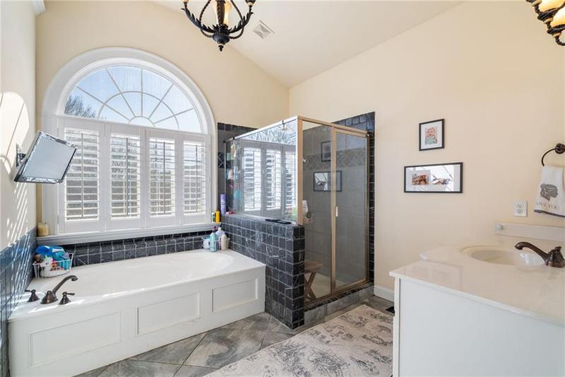 Image for property 4068 Andover Circle, Mcdonough, GA 30252