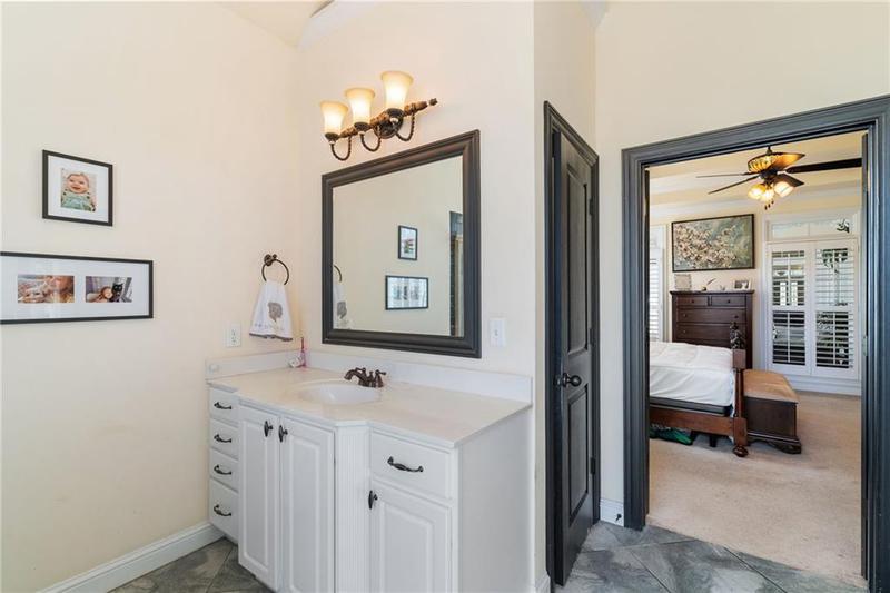 Image for property 4068 Andover Circle, Mcdonough, GA 30252