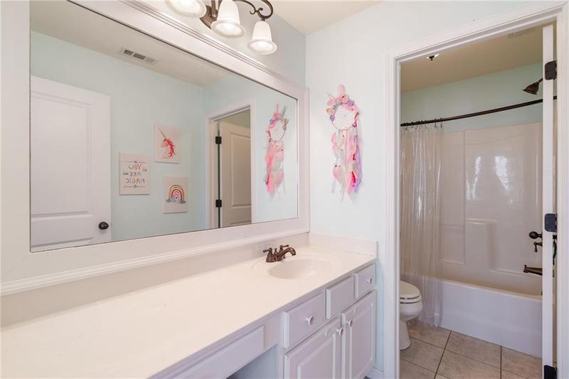 Image for property 4068 Andover Circle, Mcdonough, GA 30252