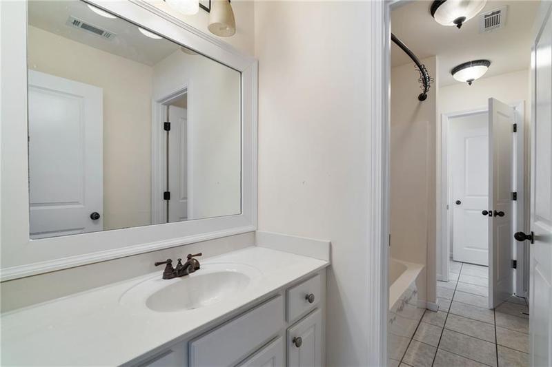 Image for property 4068 Andover Circle, Mcdonough, GA 30252