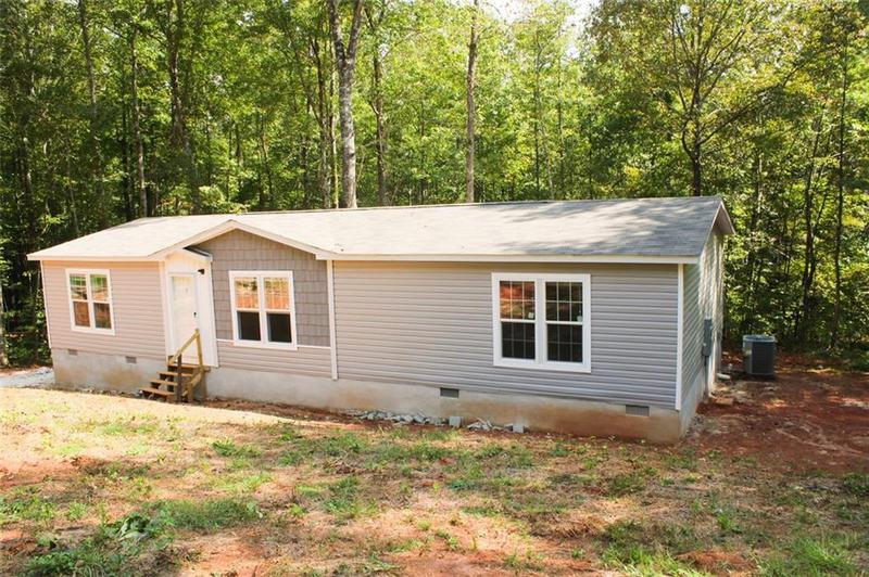 Image for property 179 Pine Brook Drive, Cleveland, GA 30528