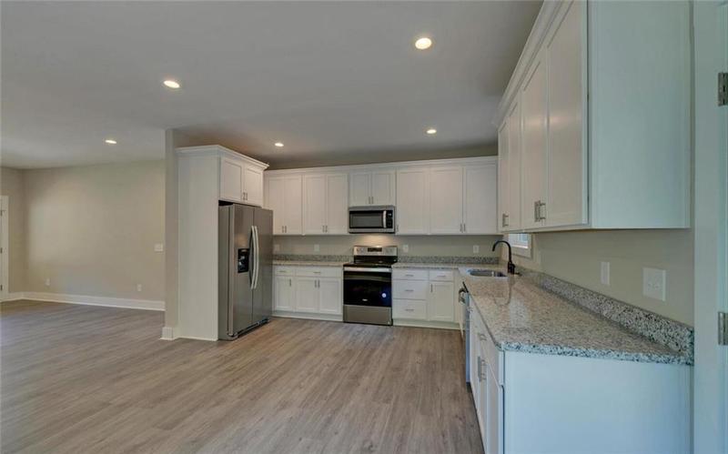 Image for property 16 Brekshire Drive, Cleveland, GA 30528