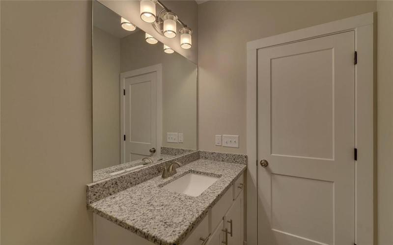 Image for property 16 Brekshire Drive, Cleveland, GA 30528