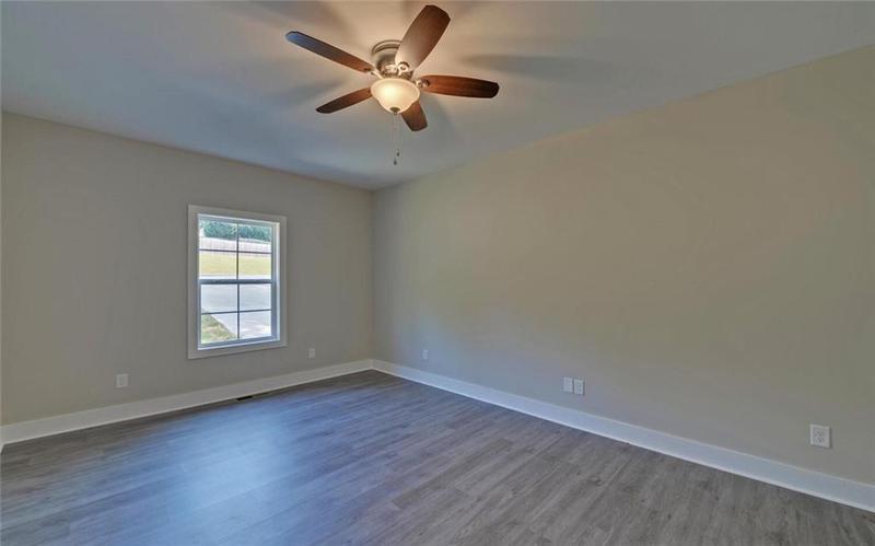 Image for property 16 Brekshire Drive, Cleveland, GA 30528